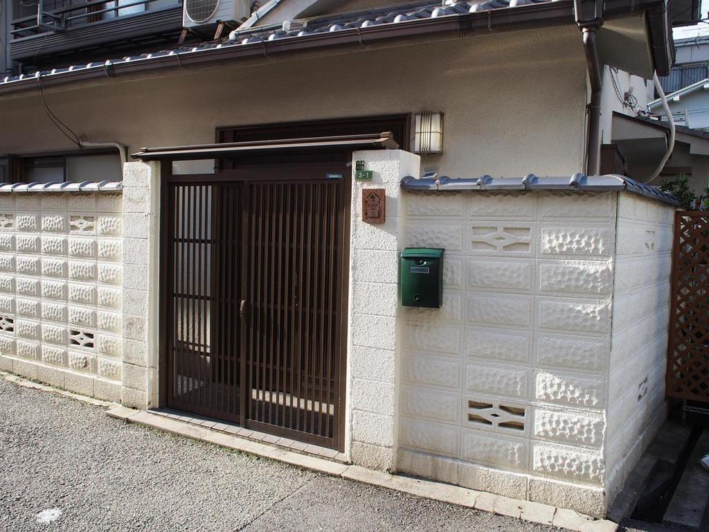 Guesthouse Ten-Roku - Female Only Ōsaka Exterior foto